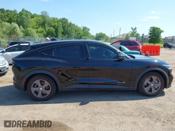 2022 Ford Mustang Mach-E Select с VIN 3FMTK1SS5NMA38545, выставлен на аукционе IAAI как лот 42546256 с пробегом 48 472 миль миль и . История ставок и продаж доступна на DreamBid. Изображение 13.