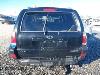 2004 Toyota 4Runner SR5 with VIN JTEBU14R440050428, listed as a IAAI auction lot 41543436 with 270,631 mi miles and . Bid and sale history available at DreamBid. Image 17.