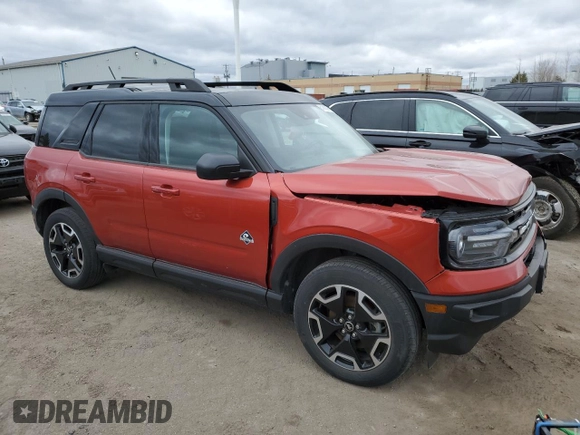 2023 Ford Bronco Sport Outer Banks z VIN 3FMCR9C68PRD33978, wystawiony jako Copart lot #51992395 z przebiegiem 37 133 mil mil oraz Czysty tytuł • Clean title. Historia ofert i sprzedaży dostępna na DreamBid. Obrazek 4.