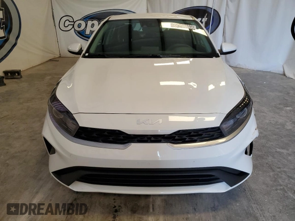 2024 Kia Forte LXS with VIN 3KPF24AD0RE733733, listed as a Copart auction lot 55706885 with 31,673 mi miles and Clean Title. Bid and sale history available at DreamBid. Image 5.