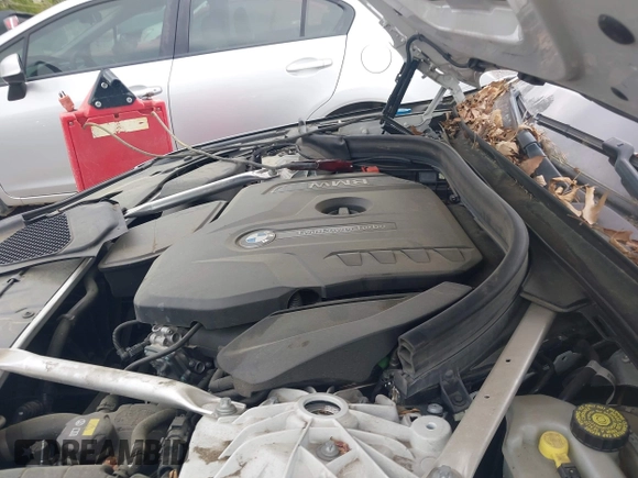 2019 BMW 5 Series 530i xDrive with VIN WBAJA7C53KWW48916, listed as a IAAI auction lot 42053125 with 108,496 mi miles. Bid and sale history available at carsss.com. Image 10.