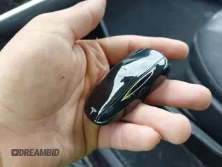 2014 Tesla Model S 60 с VIN 5YJSA1H14EFP44251, выставлен на аукционе IAAI как лот 42267250 с пробегом 60 560 миль миль и . История ставок и продаж доступна на DreamBid. Изображение 11.