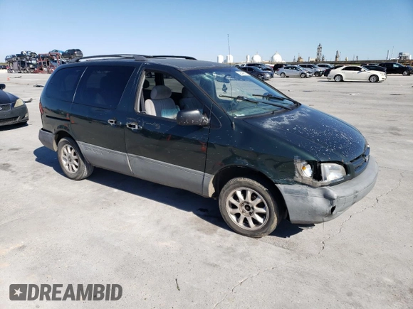 2000 Toyota Sienna LE with VIN 4T3ZF13C2YU193910, listed as a Copart auction lot 56395564 with 228,638 mi miles and Salvage Title. Bid and sale history available at carsss.com. Image 4.