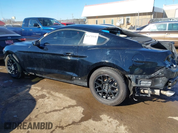 2018 Ford Mustang EcoBoost with VIN 1FA6P8TH6J5103004, listed as a IAAI auction lot 41471930 with 71,246 mi miles and . Bid and sale history available at carsss.com. Image 15.