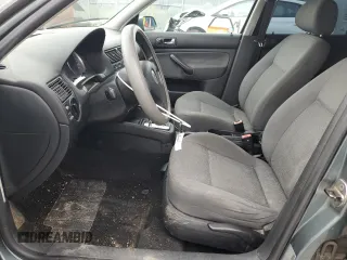 2009 Volkswagen Golf с VIN 9BWEL21J194007292, выставлен на аукционе Copart как лот 64439394 с пробегом 303 593 миль миль и На запчасти • Non repairable. История ставок и продаж доступна на DreamBid. Изображение 7.