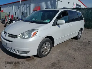 2004 Toyota Sienna XLE with VIN 5TDZA22C04S123985, listed as a IAAI auction lot 42173778 with 400,646 mi miles and . Bid and sale history available at carsss.com. Image 2.