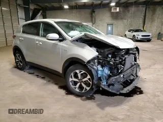 2020 Kia Sportage LX z VIN KNDPMCAC8L7661090, wystawiony jako Copart lot #53094205 z przebiegiem 35 990 mil mil oraz Szkoda całkowita • Salvage title. Historia ofert i sprzedaży dostępna na DreamBid. Obrazek 15.