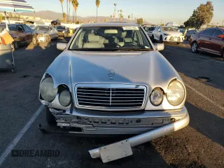 1999 Mercedes-Benz E-Class with VIN WDBJF65H8XA734585, listed as a Copart auction lot 79141194 with 196,908 mi miles and Salvage Title. Bid and sale history available at carsss.com. Image 5.