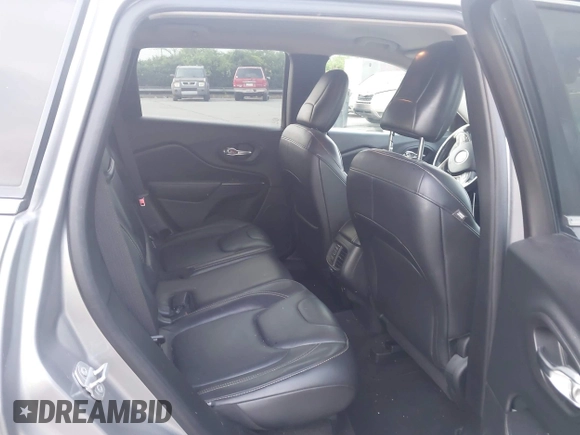 2017 Jeep Cherokee Limited with VIN 1C4PJLDB6HW526697, listed as a IAAI auction lot 42760984 with 191,897 mi miles and . Bid and sale history available at DreamBid. Image 8.