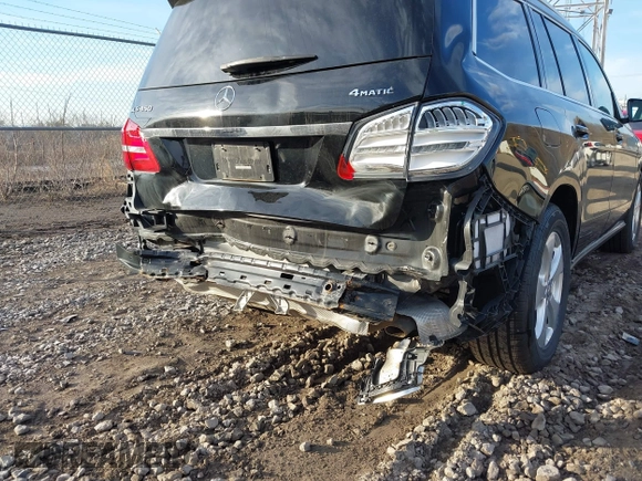 2017 Mercedes-Benz GLS 450 with VIN 4JGDF6EE6HA846688, listed as a IAAI auction lot 41824755 with 98,697 mi miles and . Bid and sale history available at DreamBid. Image 6.