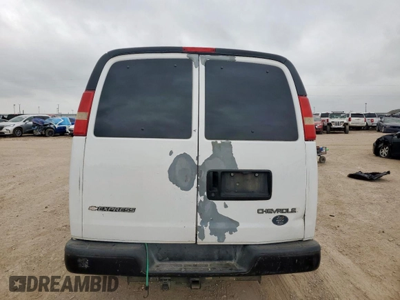 2006 Chevrolet Express Cargo z VIN 1GCGG25V861133375, wystawiony jako Copart lot #57604095 z przebiegiem 224 805 mil mil oraz Szkoda całkowita • Salvage title. Historia ofert i sprzedaży dostępna na DreamBid. Obrazek 6.