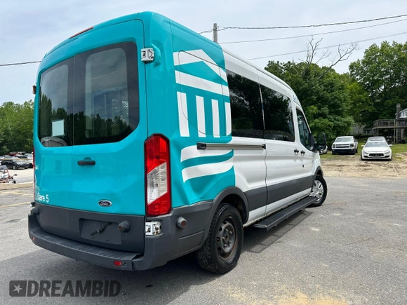 2015 Ford Transit XL with VIN 1FBZX2CM6FKB16513, listed as a Copart auction lot 58971145 with 209,777 mi miles and Clean title. Bid and sale history available at DreamBid. Image 3.