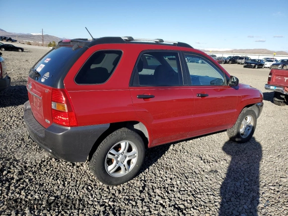 2008 Kia Sportage LX with VIN KNDJE723587507680, listed as a Copart auction lot 47642535 with 146,138 mi miles and Salvage Title. Bid and sale history available at DreamBid. Image 3.