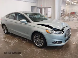 2013 Ford Fusion SE Hybrid with VIN 3FA6P0LU8DR156609, listed as a IAAI auction lot 40988894 with 239,588 mi miles. Bid and sale history available at carsss.com. Image 1.