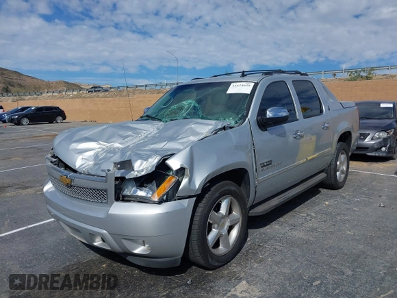 2013 Chevrolet Avalanche LT with VIN 3GNMCFE07DG379110, listed as a IAAI auction lot 41624639 with 142,871 mi miles and . Bid and sale history available at DreamBid. Image 17.