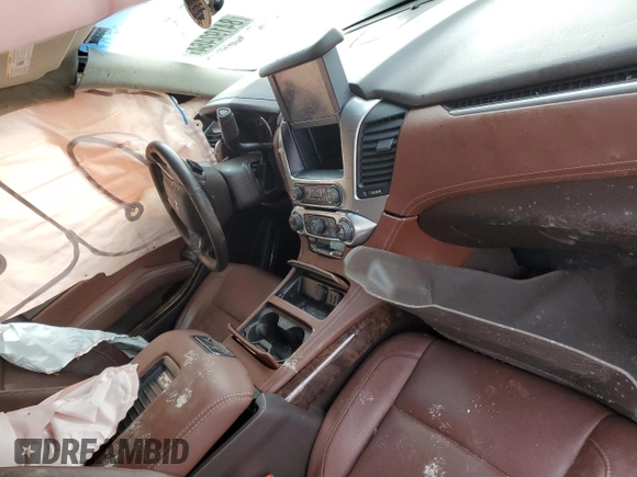 2019 Chevrolet Suburban Premier with VIN 1GNSKJKC6KR336564, listed as a Copart auction lot 84192464 with 44,581 mi miles and Salvage Title. Bid and sale history available at DreamBid. Image 8.