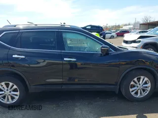 2015 Nissan Rogue SL with VIN 5N1AT2MV0FC767735, listed as a IAAI auction lot 41952625 with 134,870 mi miles and . Bid and sale history available at carsss.com. Image 13.