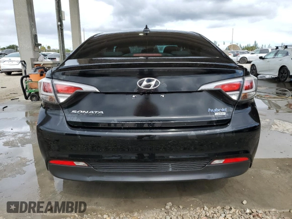 2017 Hyundai Sonata Limited with VIN KMHE34L3XHA075915, listed as a Copart auction lot 42370454 with 57,669 mi miles and . Bid and sale history available at DreamBid. Image 6.
