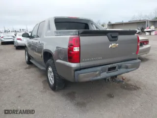 2009 Chevrolet Avalanche LT w/2LT with VIN 3GNFK22029G214307, listed as a IAAI auction lot 41529658 with 277,888 mi miles. Bid and sale history available at carsss.com. Image 3.