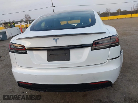 2022 Tesla Model S with VIN 5YJSA1E57NF483768, listed as a IAAI auction lot 41069339 with 35,342 mi miles and . Bid and sale history available at DreamBid. Image 16.