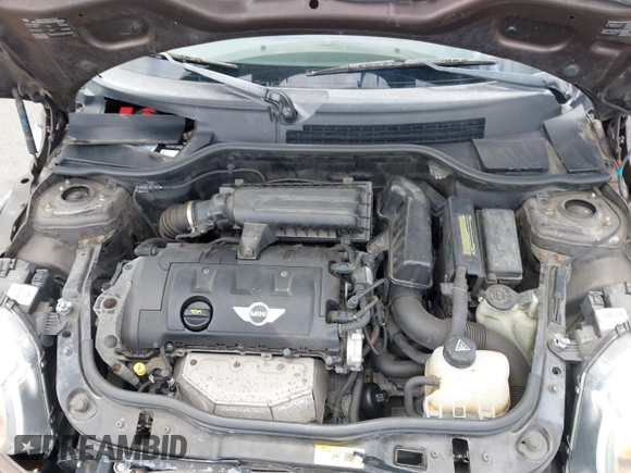 2012 MINI Hardtop with VIN WMWSU3C58CT261401, listed as a IAAI auction lot 42191548 with 96,115 mi miles and . Bid and sale history available at DreamBid. Image 10.