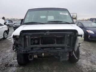 2008 Ford Econoline Passenger XL with VIN 1FBNE31L58DA37491, listed as a Copart auction lot 81603454 with 146,727 mi miles and Salvage Title. Bid and sale history available at carsss.com. Image 5.