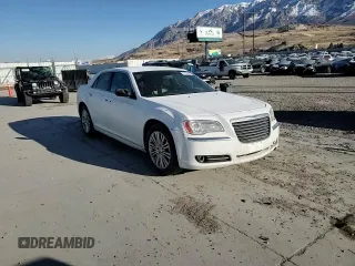 2014 Chrysler 300 C with VIN 2C3CCAKG6EH200991, listed as a Copart auction lot 42730885 with 82,128 mi miles and Salvage Title. Bid and sale history available at carsss.com. Image 11.