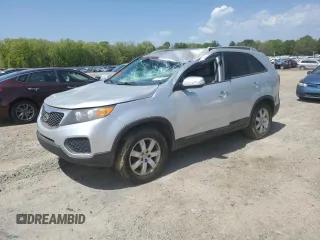 2013 Kia Sorento LX with VIN 5XYKT4A22DG327426, listed as a Copart auction lot 52212045 with 153,820 mi miles and Salvage Title. Bid and sale history available at carsss.com. Image 1.