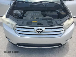 2012 Toyota Highlander Limited z VIN 5TDYK3EHXCS053674, wystawiony jako Copart lot #61424105 z przebiegiem 291 856 mil mil oraz Szkoda całkowita • Salvage title. Historia ofert i sprzedaży dostępna na DreamBid. Obrazek 11.