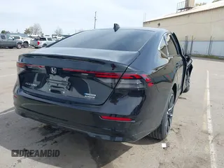 2025 Honda Accord Touring with VIN 1HGCY2F89SA027436, listed as a IAAI auction lot 41835197 with 390 mi miles and . Bid and sale history available at DreamBid. Image 4.