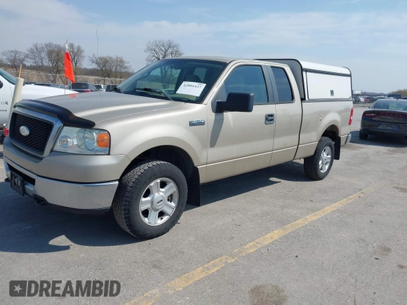 2008 Ford F-150 XLT with VIN 1FTPX14V18KB48289, listed as a IAAI auction lot 42001437 with 184,530 mi miles. Bid and sale history available at carsss.com. Image 2.