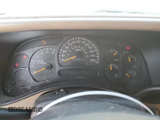 2004 Chevrolet Suburban Z71 with VIN 3GNFK16Z04G232347, listed as a Copart auction lot 80417404 with 243,906 mi miles and Salvage Title. Bid and sale history available at carsss.com. Image 9.