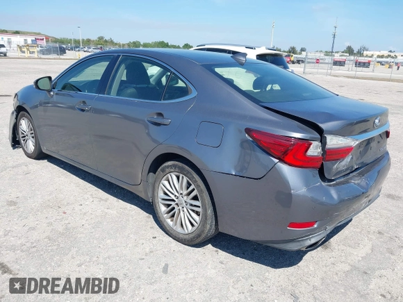 2016 Lexus ES 350 with VIN JTHBK1GG4G2219925, listed as a IAAI auction lot 41894213 with 137,306 mi miles. Bid and sale history available at carsss.com. Image 3.