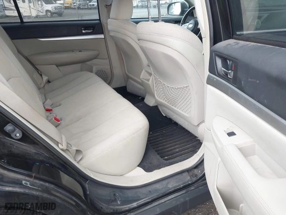 2011 Subaru Outback 2.5i Prem AWP/HK Aud with VIN 4S4BRBFC6B3364657, listed as a IAAI auction lot 41499672 with 151,619 mi miles. Bid and sale history available at carsss.com. Image 8.