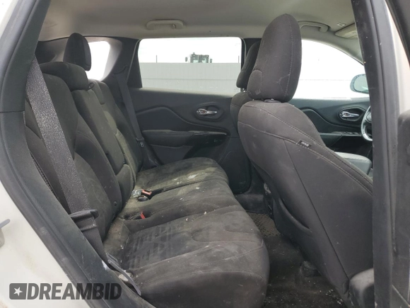 2019 Jeep Cherokee Latitude with VIN 1C4PJMCB2KD452964, listed as a Copart auction lot 55330155 with 207,024 mi miles and Clean Title. Bid and sale history available at carsss.com. Image 11.