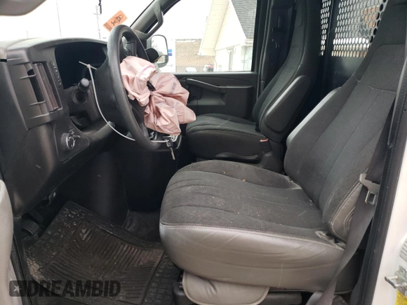 2021 Chevrolet Express Cargo с VIN 1GCWGAFP1M1218139, выставлен на аукционе Copart как лот 43966525 с пробегом 47 417 миль миль и Списание • Salvage title. История ставок и продаж доступна на DreamBid. Изображение 7.