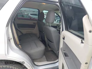 2009 Ford Escape Hybrid with VIN 1FMCU49389KD10786, listed as a IAAI auction lot 42134866 with 112,696 mi miles and . Bid and sale history available at DreamBid. Image 8.