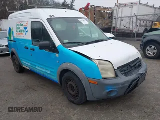 2011 Ford Transit Connect XL z VIN NM0LS7CN4BT049790, wystawiony jako IAAI lot #41722698 z przebiegiem 194 985 mil mil oraz . Historia ofert i sprzedaży dostępna na DreamBid. Obrazek 1.