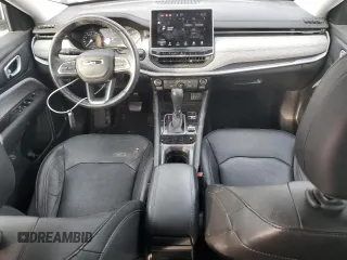 2022 Jeep Compass Latitude Lux with VIN 3C4NJDFB2NT221516, listed as a Copart auction lot 45726005 with 16,953 mi miles and Salvage title. Bid and sale history available at DreamBid. Image 8.