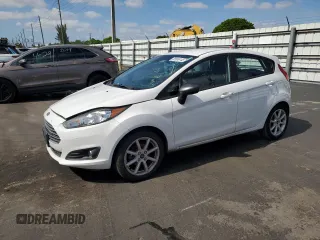 2019 Ford Fiesta SE z VIN 3FADP4EJ5KM106732, wystawiony jako Copart lot #55856145 z przebiegiem 79 778 mil mil oraz Szkody całkowita. Historia ofert i sprzedaży dostępna na DreamBid. Obrazek 1.