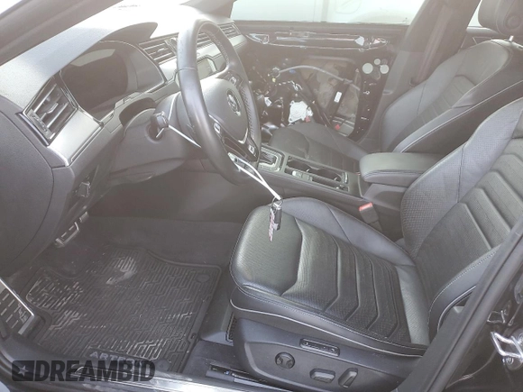 2019 Volkswagen Arteon SEL Premium R-Line с VIN WVWTR7AN0KE000513, выставлен на аукционе Copart как лот 74527414 с пробегом 60 521 миль миль и Списание • Salvage title. История ставок и продаж доступна на DreamBid. Изображение 7.