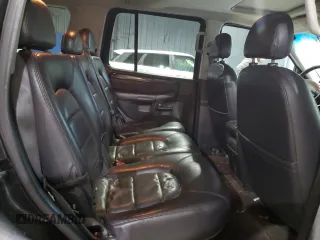 2005 Ford Explorer Limited z VIN 1FMZU75W85UA42784, wystawiony jako Copart lot #85839664 z przebiegiem 233 851 mil mil oraz Szkoda całkowita • Salvage title. Historia ofert i sprzedaży dostępna na DreamBid. Obrazek 11.