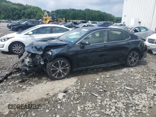 2018 Toyota Camry LE z VIN JTNB11HK7J3046793, wystawiony jako Copart lot #62885085 z przebiegiem 155 333 mil mil oraz Szkoda całkowita • Salvage title. Historia ofert i sprzedaży dostępna na DreamBid. Obrazek 1.