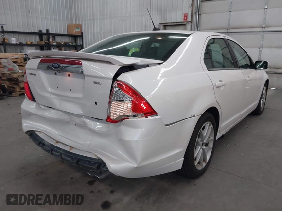 2012 Ford Fusion SEL z VIN 3FAHP0JAXCR104902, wystawiony jako IAAI lot #42471136 z przebiegiem 186 468 mil mil oraz . Historia ofert i sprzedaży dostępna na DreamBid. Obrazek 4.