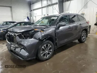 2021 Toyota Highlander XLE with VIN 5TDHZRBH5MS130794, listed as a Copart auction lot 58347265 with 99,382 mi miles and Salvage title. Bid and sale history available at DreamBid. Image 1.