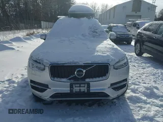 2016 Volvo XC90 T6 Momentum with VIN YV4A22PK0G1077616, listed as a IAAI auction lot 41593610 with 117,782 mi miles. Bid and sale history available at carsss.com. Image 12.