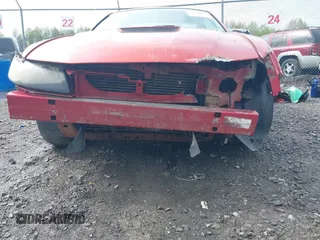 2001 Ford Mustang Standard z VIN 1FAFP40451F185277, wystawiony jako IAAI lot #42186086 z przebiegiem 170 430 mil mil oraz . Historia ofert i sprzedaży dostępna na DreamBid. Obrazek 6.