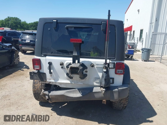 2014 Jeep Wrangler Unlimited Sport with VIN 1C4BJWDG1EL121190, listed as a IAAI auction lot 41913348 with 162,066 mi miles and . Bid and sale history available at DreamBid. Image 16.
