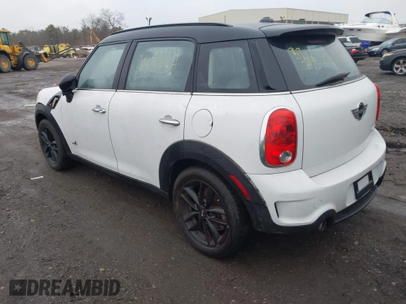 2012 MINI Countryman S with VIN WMWZC5C56CWL56311, listed as a IAAI auction lot 41825109 with Not Provided miles and . Bid and sale history available at DreamBid. Image 3.