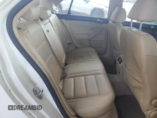2007 Volkswagen Jetta Wolfsburg Edition z VIN 3VWEF71K67M064187, wystawiony jako Copart lot #59381025 z przebiegiem 184 434 mil mil oraz Szkoda całkowita • Salvage title. Historia ofert i sprzedaży dostępna na DreamBid. Obrazek 10.